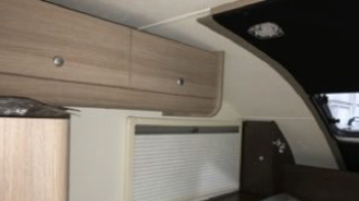 CIRRUS 920 - Compartiments de rangement latéraux